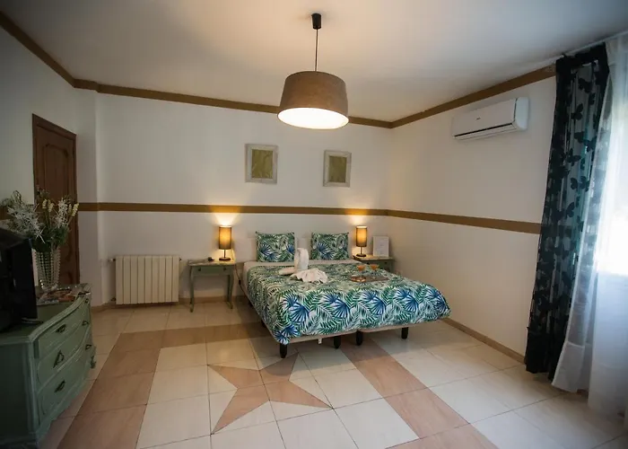 Hostal Escala Suites